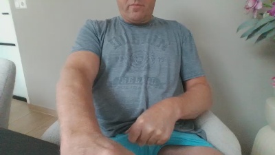 malusdomesticus live cam on Cam4