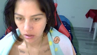 mamadorahotxxx live cam on Cam4
