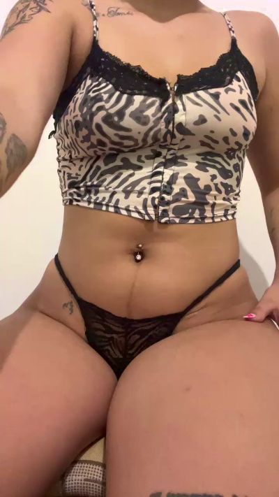 mamasota05 live cam on Cam4