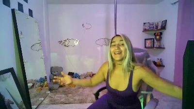 mandy_berry live cam on Cam4