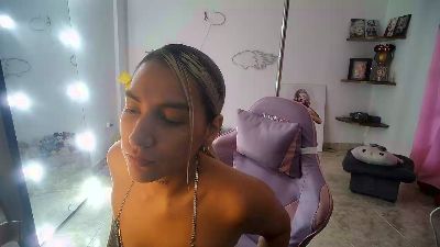 mandy_berry live cam on Cam4