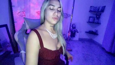 mandy_berry live cam on Cam4