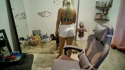 mandy_berry live cam on Cam4