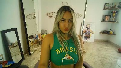 mandy_berry live cam on Cam4