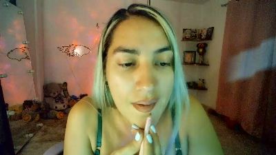mandy_berry live cam on Cam4