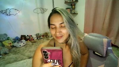 mandy_berry live cam on Cam4