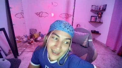 mandy_berry live cam on Cam4