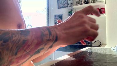 manguy04 live cam on Cam4