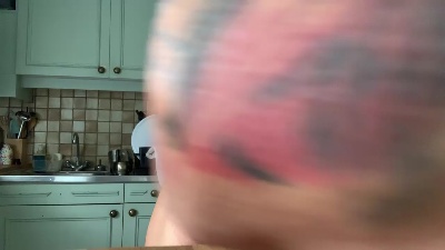 manguy04 live cam on Cam4