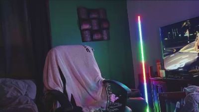 manhegotit live cam on Cam4