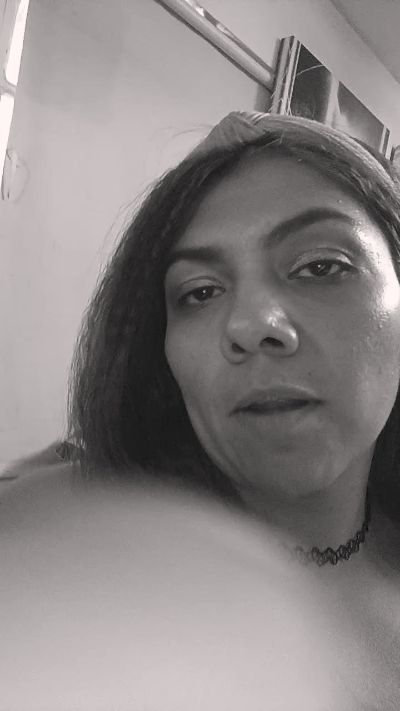 mantisreligios8 live cam on Cam4