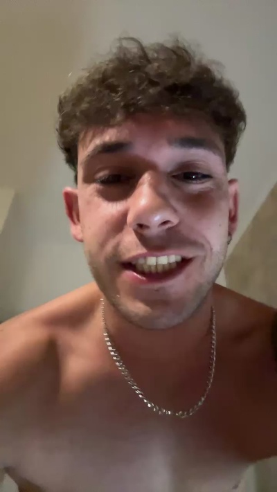 manu2620xxx live cam on Cam4