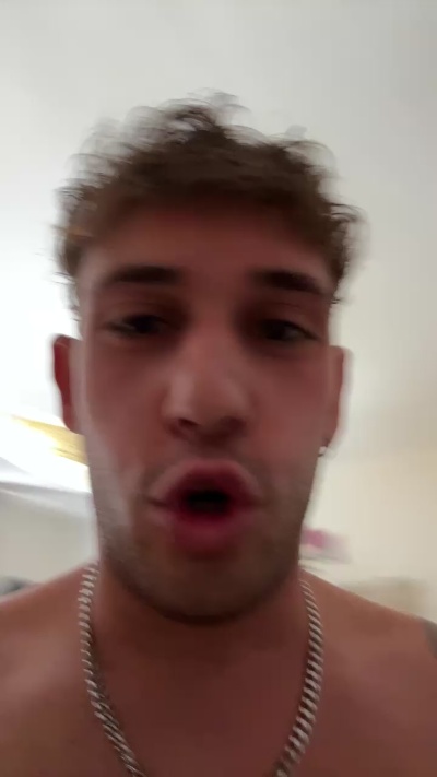 manu2620xxx live cam on Cam4