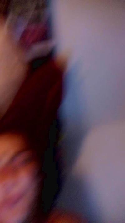 manuella19 live cam on Cam4