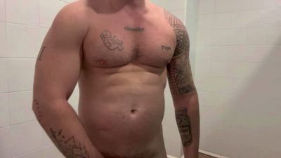 manuelmp87 live cam on Cam4