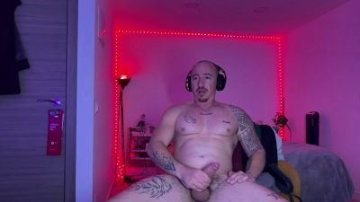 manuelmp87 live cam on Cam4