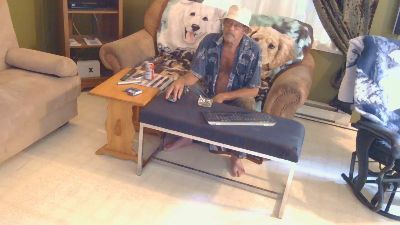 mapleman35 live cam on Cam4