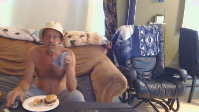 mapleman35 live cam on Cam4