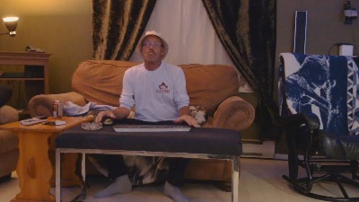 mapleman35 live cam on Cam4