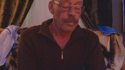 mapleman35 live cam on Cam4