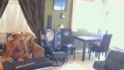 mapleman35 live cam on Cam4