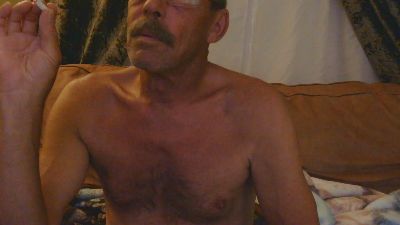 mapleman35 live cam on Cam4