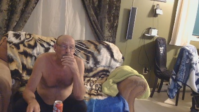 mapleman35 live cam on Cam4
