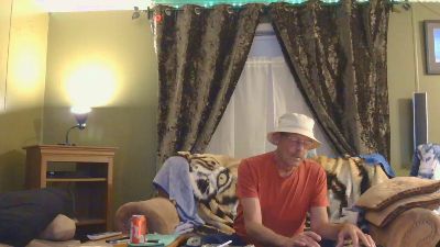 mapleman35 live cam on Cam4