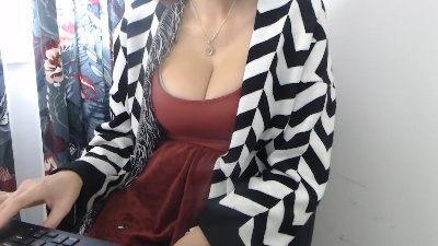 mara_fun live cam on Cam4