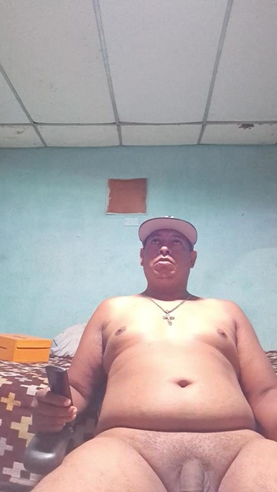 maracucho38 live cam on Cam4