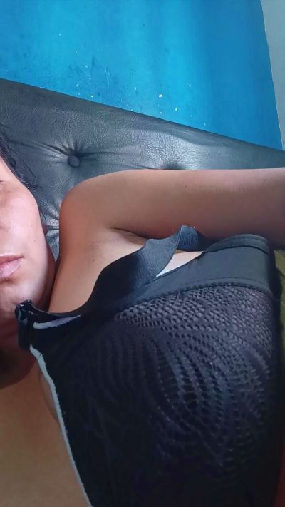 marce3421 live cam on Cam4