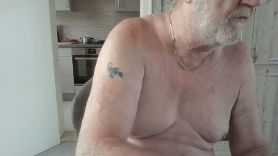 marckfba57 live cam on Cam4