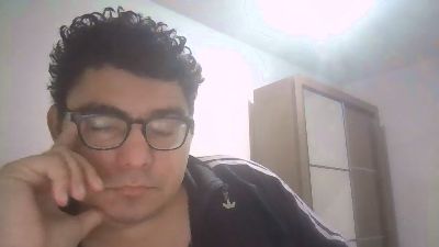 marcos01832 live cam on Cam4