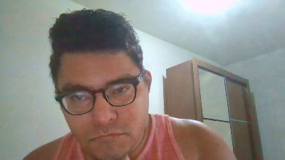 marcos01832 live cam on Cam4