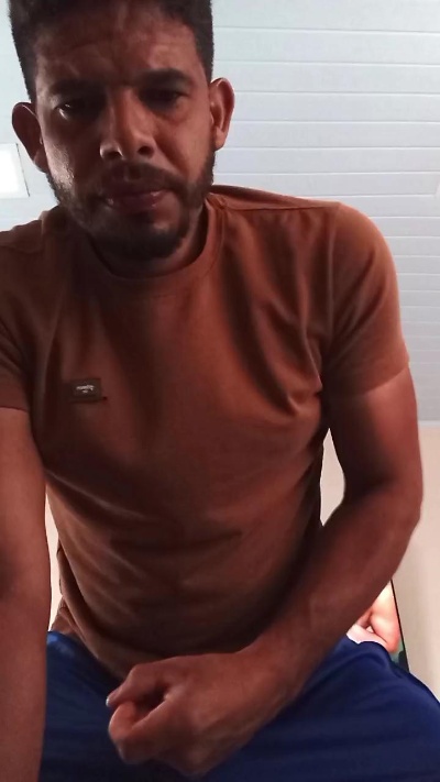 marcos3901 live cam on Cam4