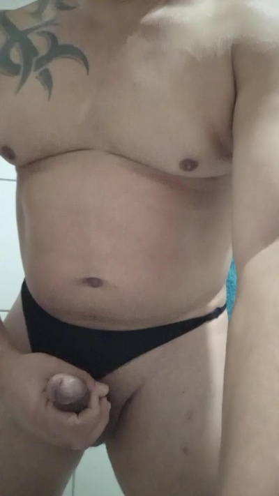 marcosfp1 live cam on Cam4