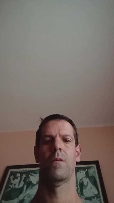 marcosieta44 live cam on Cam4