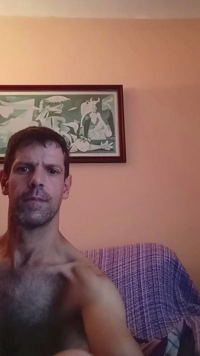 marcosieta44 live cam on Cam4