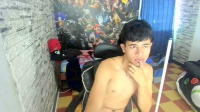marek_sanchez live cam on Cam4