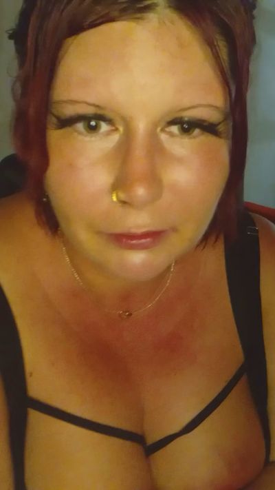 margie_hot live cam on Cam4