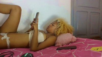 marhot6 live cam on Cam4