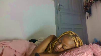marhot6 live cam on Cam4