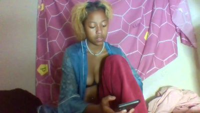 marhot6 live cam on Cam4