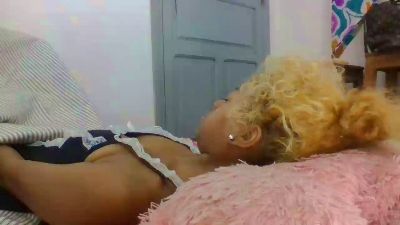 marhot6 live cam on Cam4