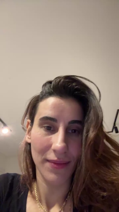 mari_fun live cam on Cam4