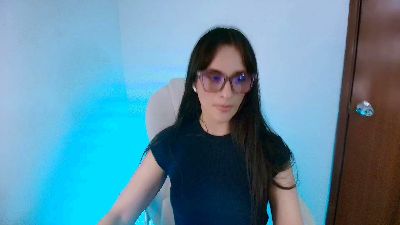 mariaan_m live cam on Cam4