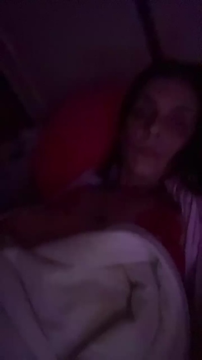 mariachatelain5 live cam on Cam4