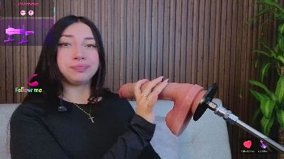 mariana_castro9 live cam on Cam4