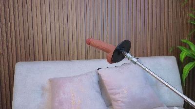 mariana_castro9 live cam on Cam4