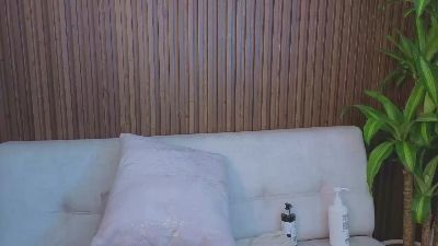 mariana_castro9 live cam on Cam4